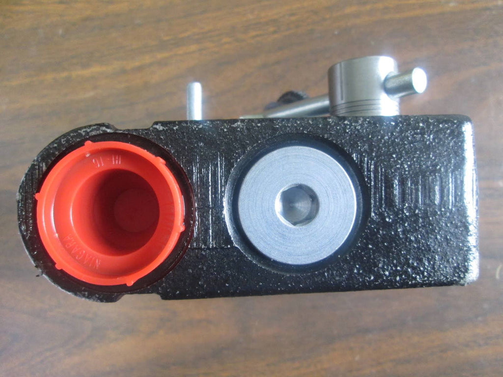 Adjustable Flow Control Valve, #12 SAE Ports, 0–30 GPM S612