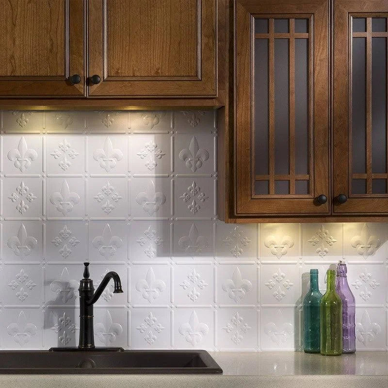 18in x 24in Gloss White Backsplash Panel (5 Pack) K246