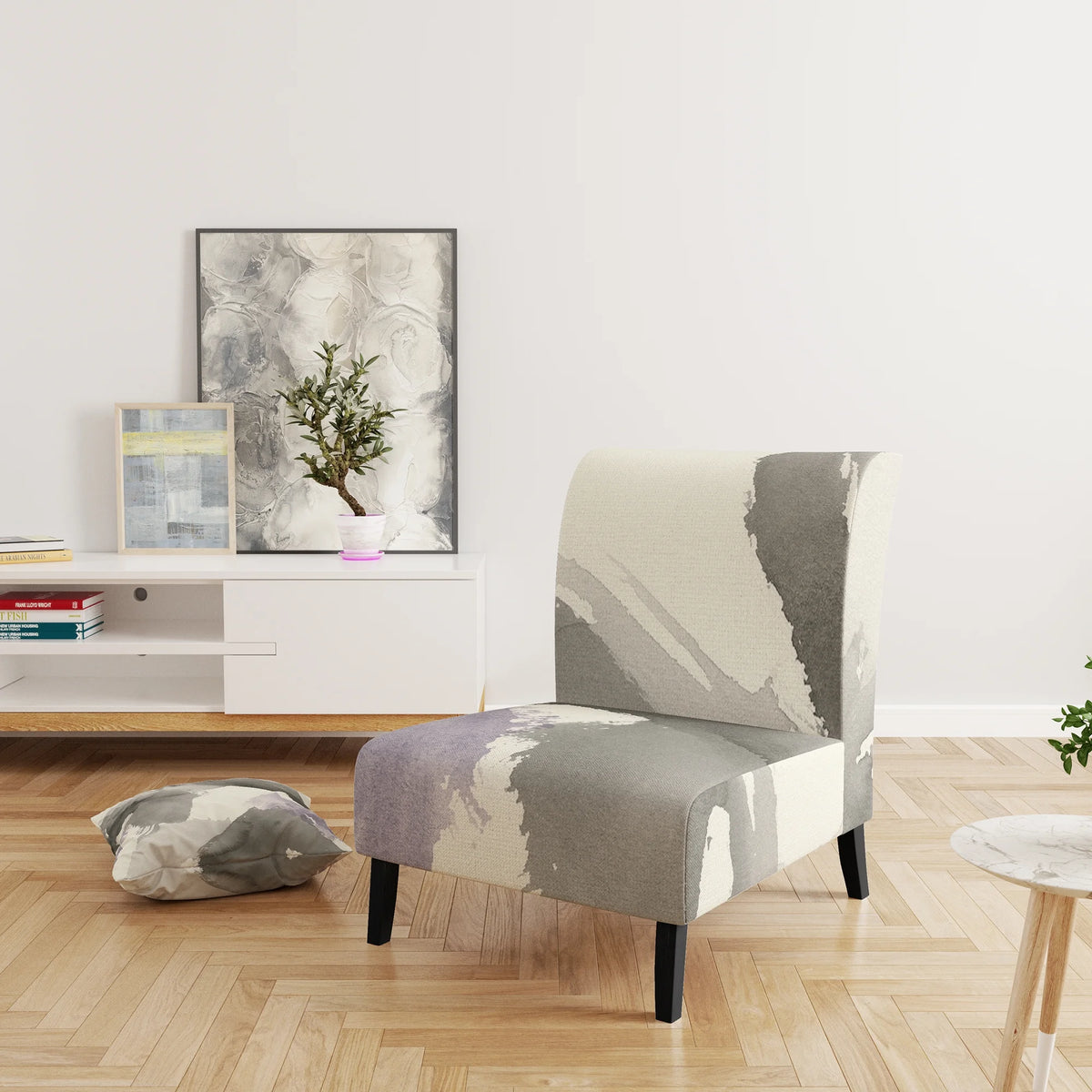 Upholstered Transitional Accent Chair F577659