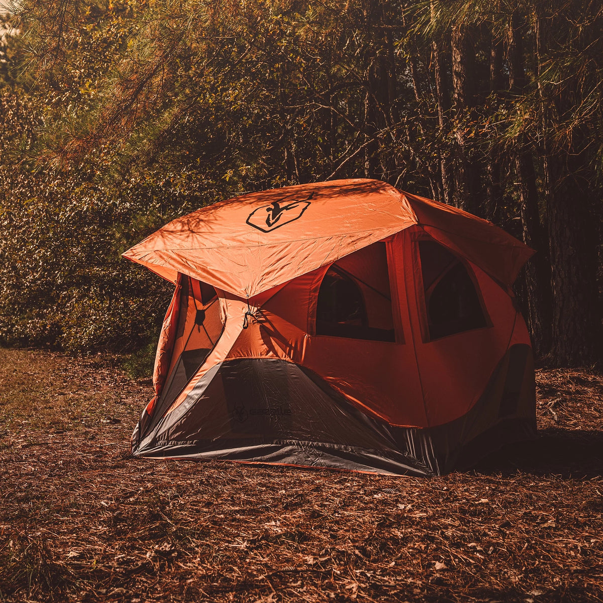 Portable Hub Tent, 4-Person, Sunset Orange W2605