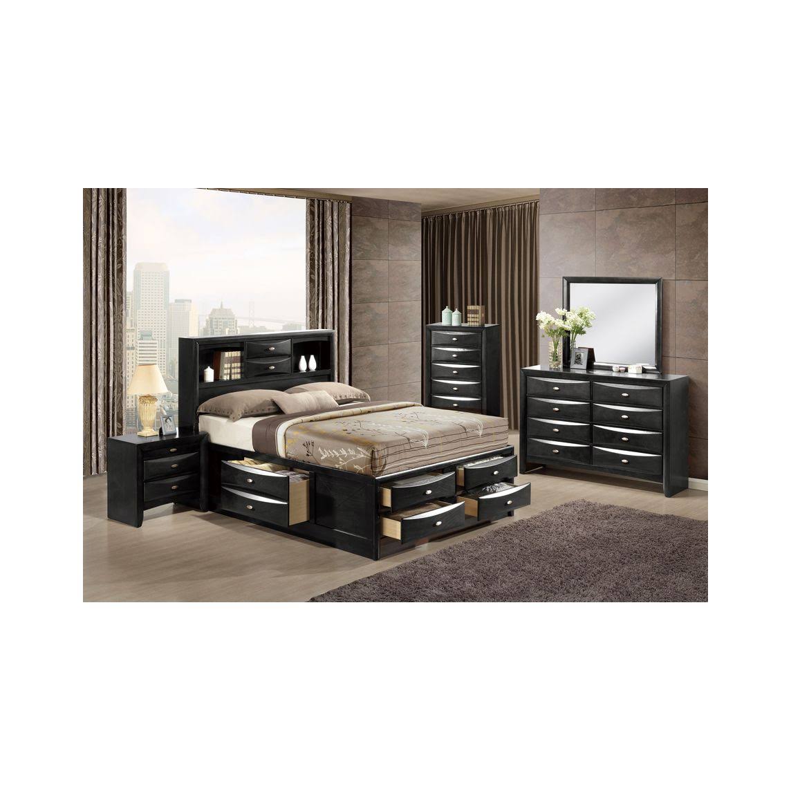 Black Chest O643