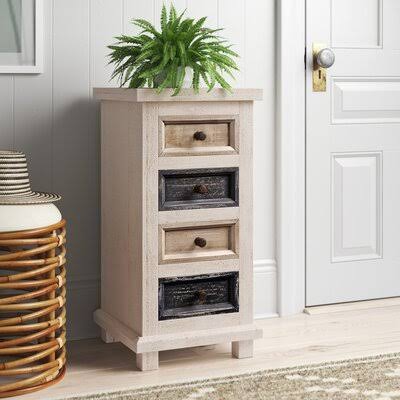 4 Drawer Square Accent Chest U6946