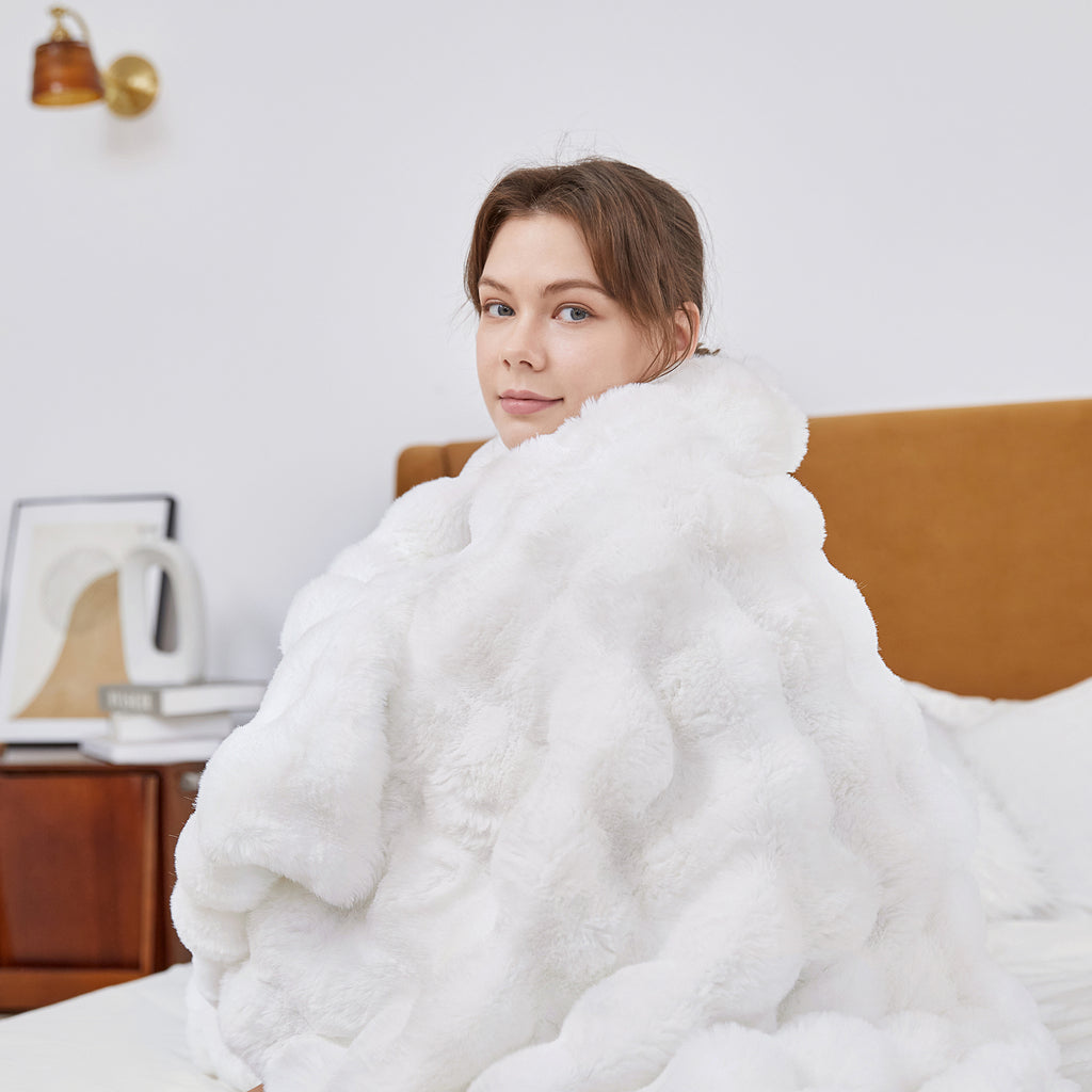 White Fluffy Faux Fur Throw Blanket 50" x 60" X409499