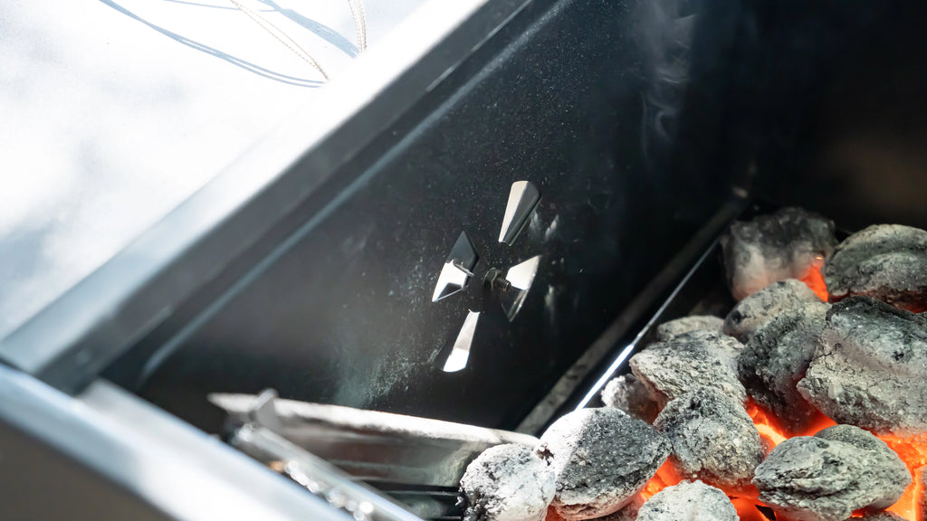 32-inch Smart Charcoal Grill with Meat Thermometer V247036