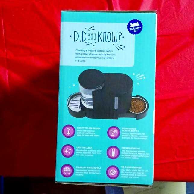 Black Cat Feeder E48765